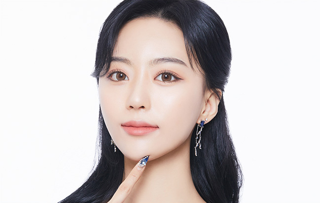 눈성형으로 더욱 젊어 보이는 인상